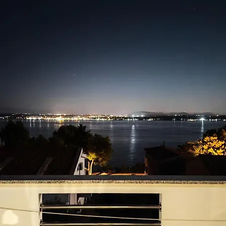 Гостевой дом Island Retreat