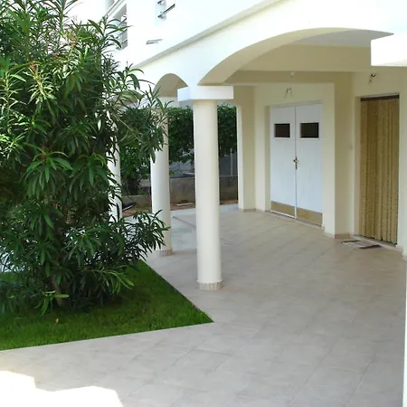 Guest house Island Retreat