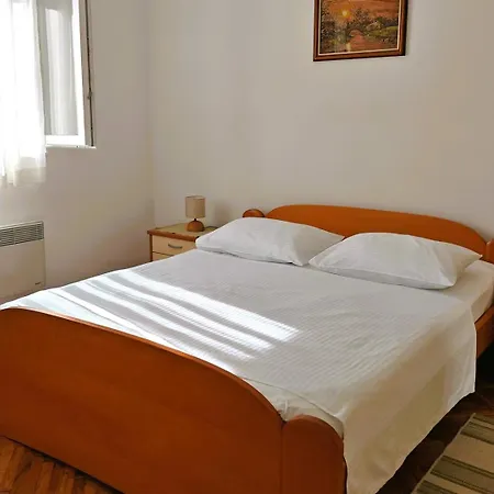 Island Retreat Guest house