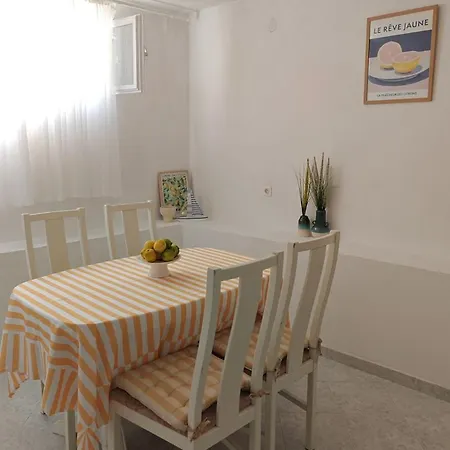 Гостевой дом Island Retreat *