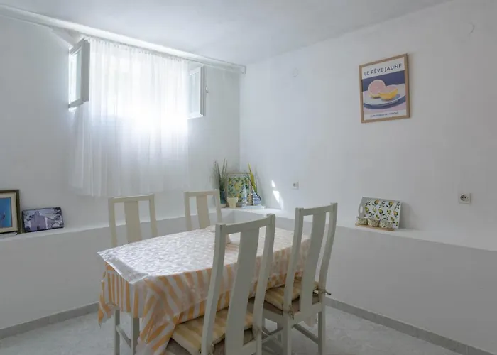 Island Retreat Pensjonat 4*