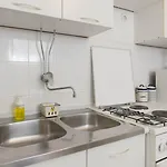 ゲストハウス Island Retreat