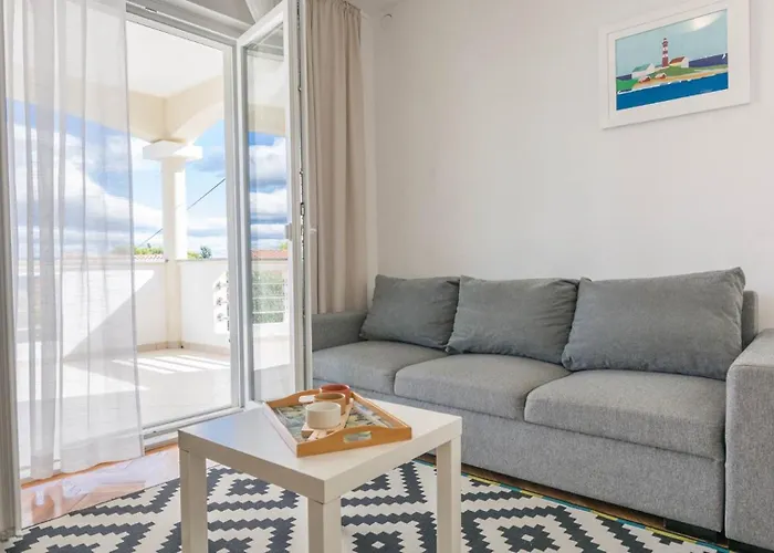 Island Retreat 4*