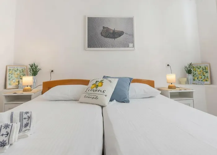 Island Retreat 4*